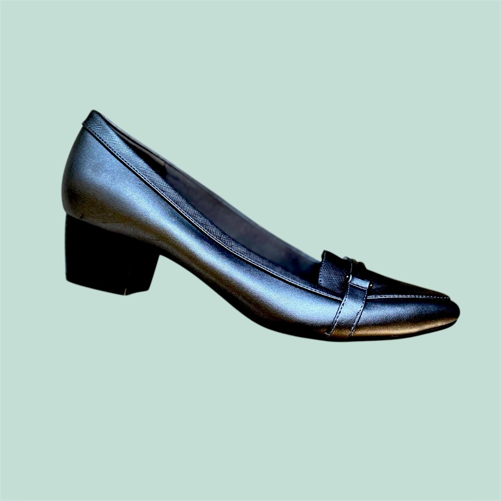 Life Stride Pumps Shoes Women 11M Soft System Metalic Gray Faux Leather Slip On‎